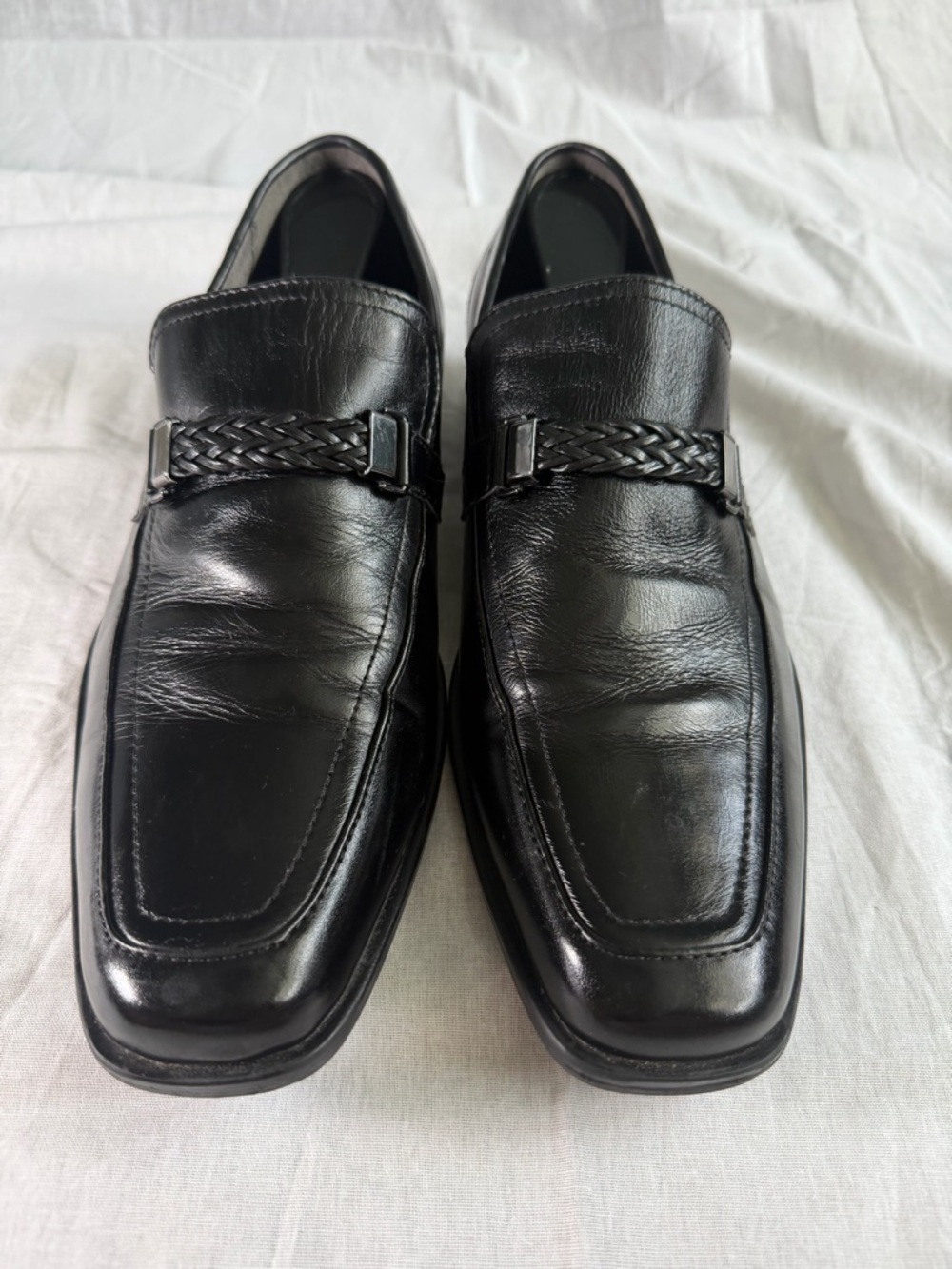 Steve Madden Black Leather Braided Strap Slip-Ons